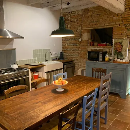 Maison De L Epicerie بيت للعطل