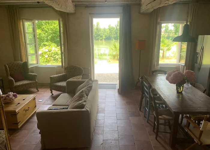 بيت للعطل Maison De L Epicerie Auvillar